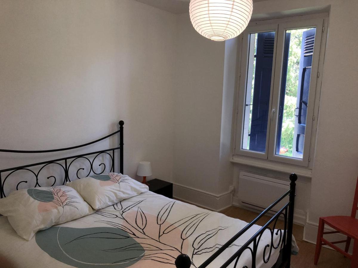 Chambres Individuelles Avec Partie Commune Ou Logement Entier Si Disponible Via Rhona Vulbens Dış mekan fotoğraf